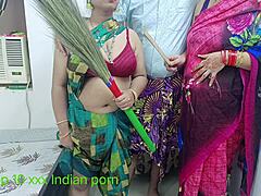En indisk styvmamma och hennes styvsyster ägnar sig åt en het trekant